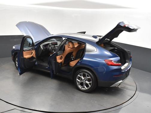 2024 BMW X4 xDrive30i