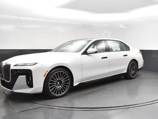 2025 BMW i7 eDrive50