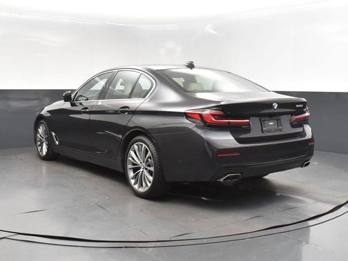2022 BMW 540 i