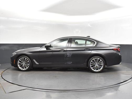 2022 BMW 540 i