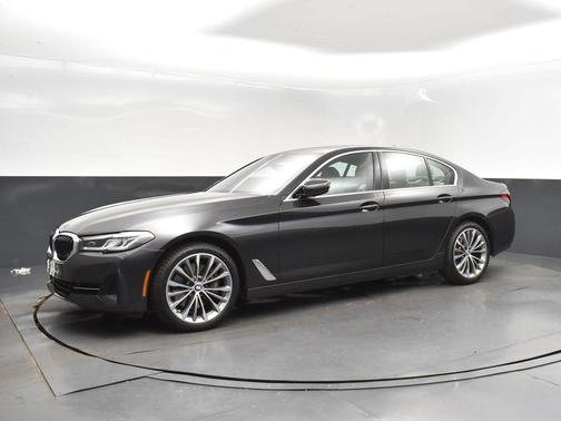 2022 BMW 540 i