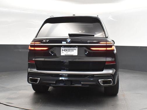 2026 BMW X7 xDrive40i