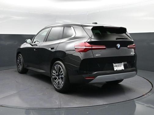 Black Sapphire Metallic 2026 BMW X3 30 xDrive
