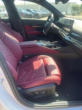 2024 BMW 530 i