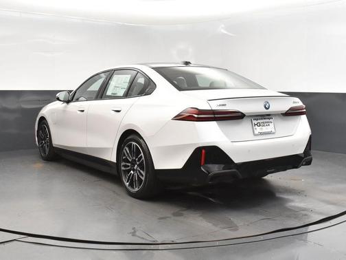 2026 BMW 550e xDrive