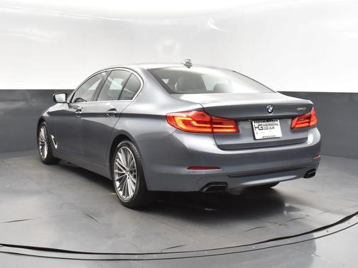 2019 BMW 540 i