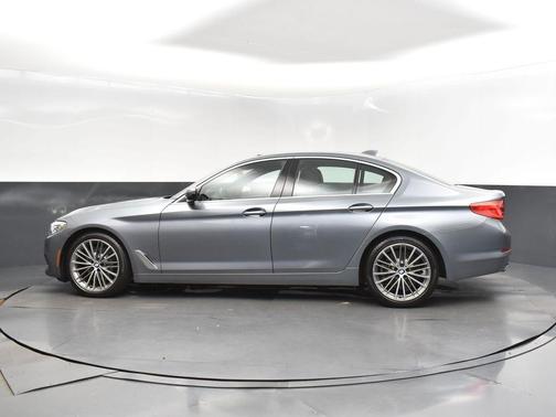 2019 BMW 540 i