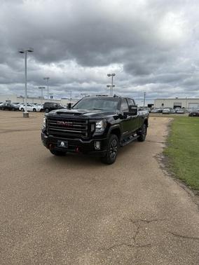 2023 GMC Sierra 2500 AT4