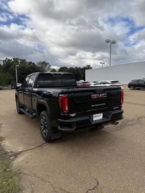 2023 GMC Sierra 2500 AT4