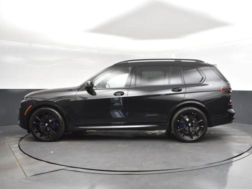 2026 BMW X7 M60i