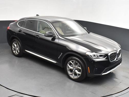 2025 BMW X4 xDrive30i