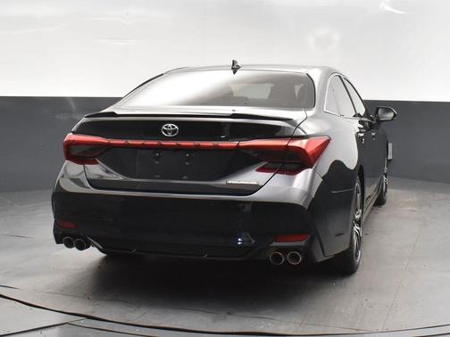 2019 Toyota Avalon XLE Touring