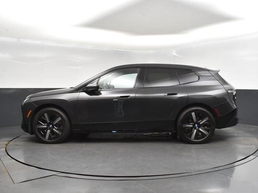 2025 BMW iX xDrive50