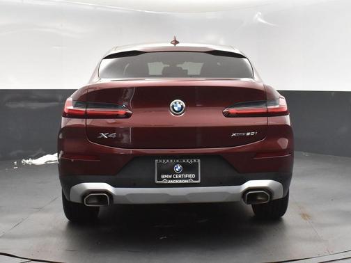 2025 BMW X4 xDrive30i
