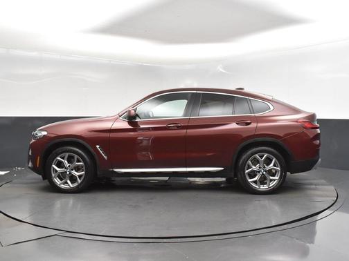 2025 BMW X4 xDrive30i