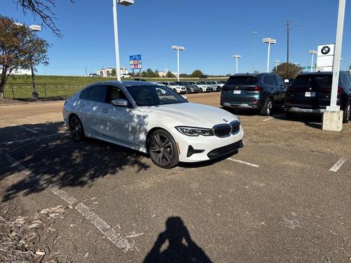 2021 BMW 330 i