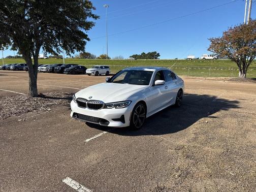 2021 BMW 330 i