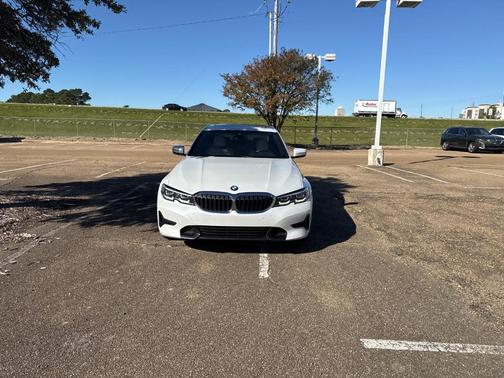 2021 BMW 330 i