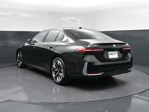 2025 BMW 530 i xDrive