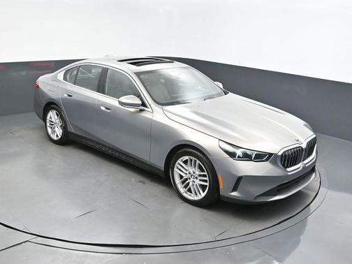 2024 BMW 530 i