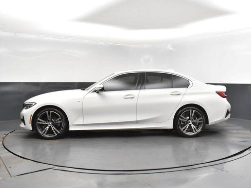 2021 BMW 330 i xDrive