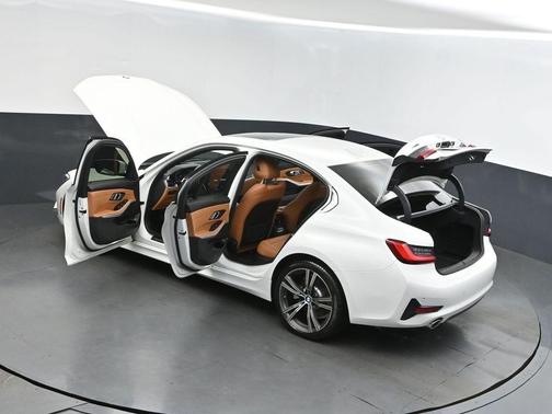 2021 BMW 330 i xDrive