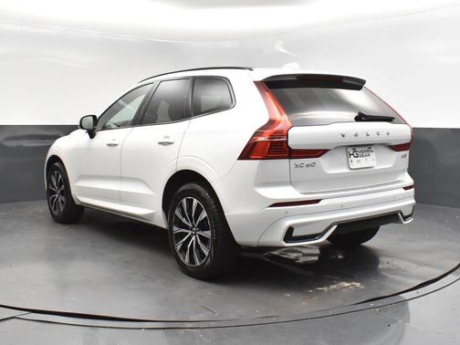 2024 Volvo XC60 B5 Core