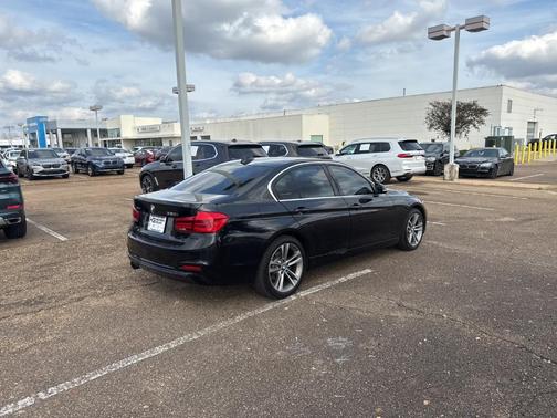 2017 BMW 330 i xDrive