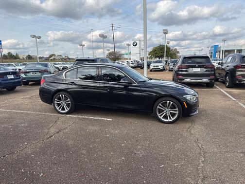 2017 BMW 330 i xDrive