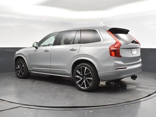 2024 Volvo XC90 B6 Plus Bright Theme 7-Seater