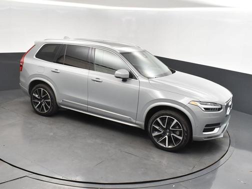2024 Volvo XC90 B6 Plus Bright Theme 7-Seater