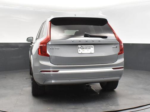 2024 Volvo XC90 B6 Plus Bright Theme 7-Seater