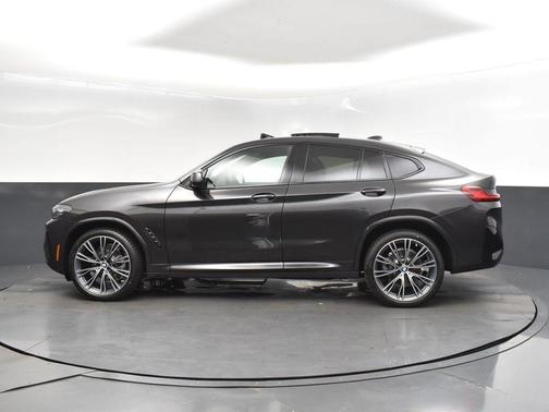 2025 BMW X4 xDrive30i