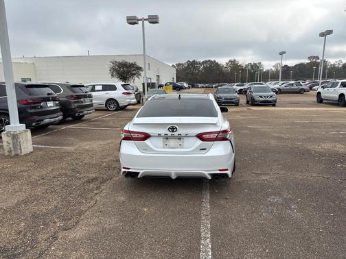 2020 Toyota Camry XSE