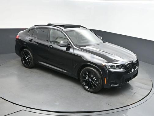 2025 BMW X4 xDrive30i