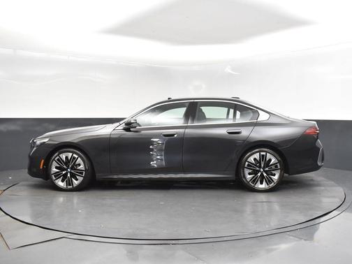2024 BMW 530 i