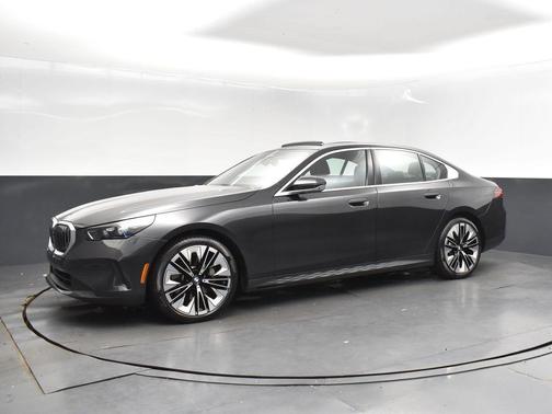 2024 BMW 530 i