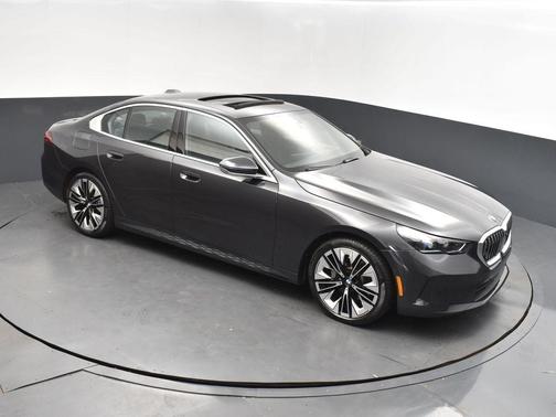 2024 BMW 530 i