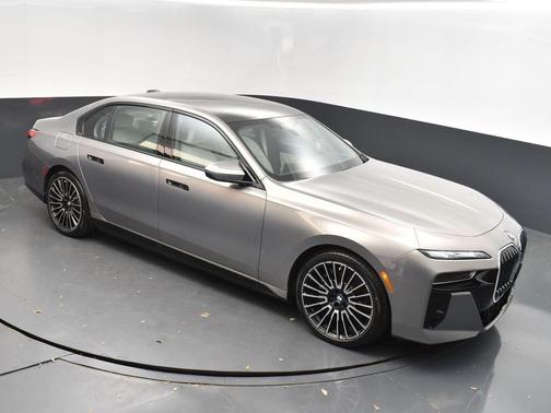 2025 BMW i7 eDrive50