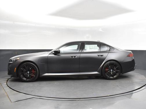 2026 BMW M5 Base