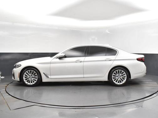 2021 BMW 530 i