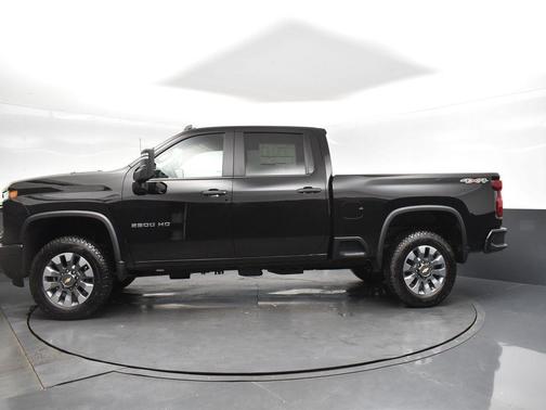 2024 Chevrolet Silverado 2500 Custom