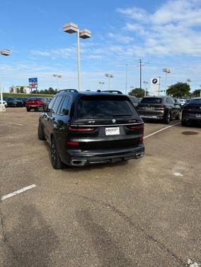2024 BMW X7 xDrive40i