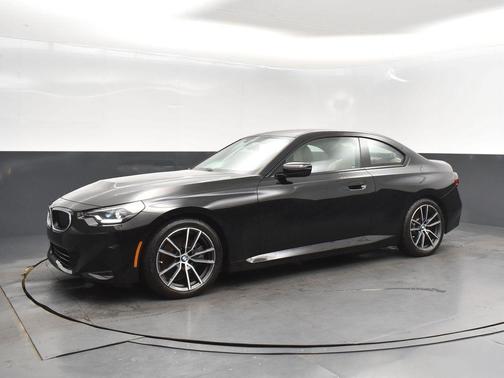2024 BMW 230 i