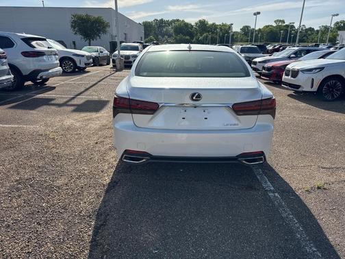 White Pearl 2024 Lexus LS 500 Base