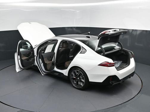 2026 BMW 540 i xDrive