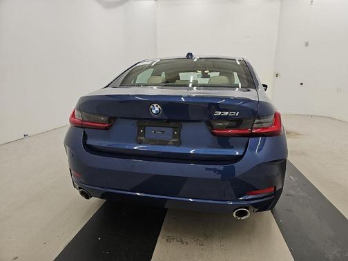 2024 BMW 330 i