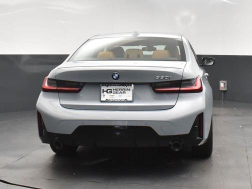 2025 BMW 330 i
