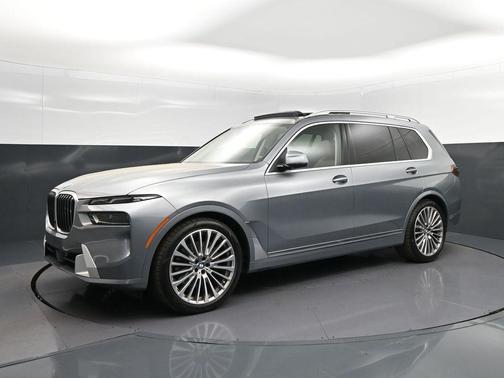 Skyscraper Gray Metallic 2023 BMW X7 xDrive40i