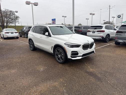2023 BMW X5 sDrive40i